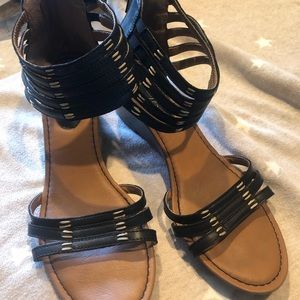 Great condition sandals 👡